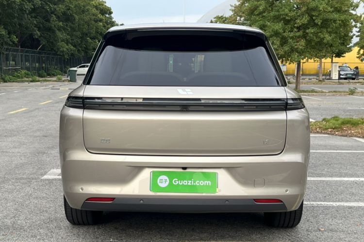 Used Li Auto L8 2024 Max Exterior 4