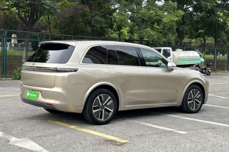 Used Li Auto L8 2024 Max Exterior 5