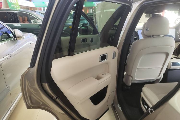 Used Li Auto L8 2024 Ultra Model Interior 8