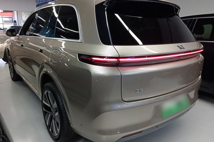 Used Li Auto L8 2024 Ultra Model Left Side
