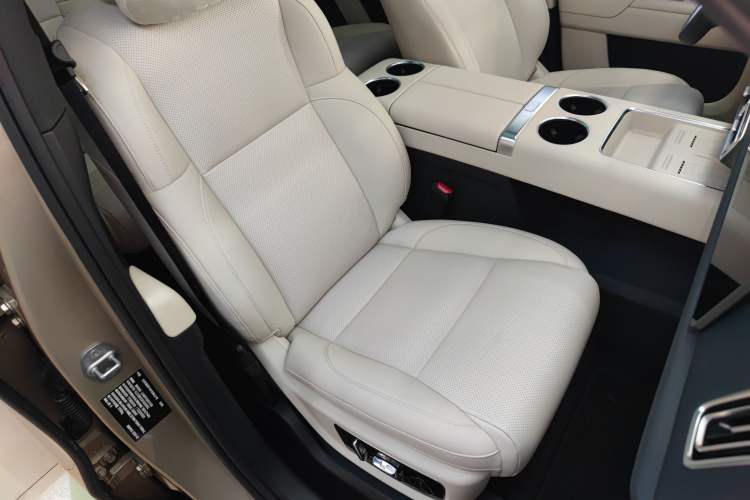 Used Li Auto L8 2024 Pro Model Right Front Seat