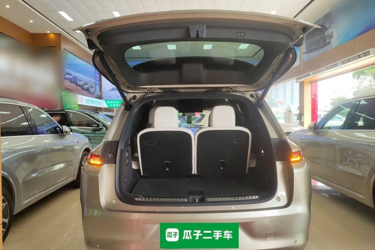 Used Li Auto L8 2024 Ultra Model Trunk