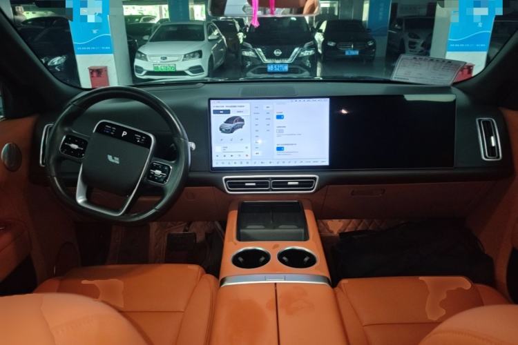 Used Li Auto L8 2024 Max Center Console