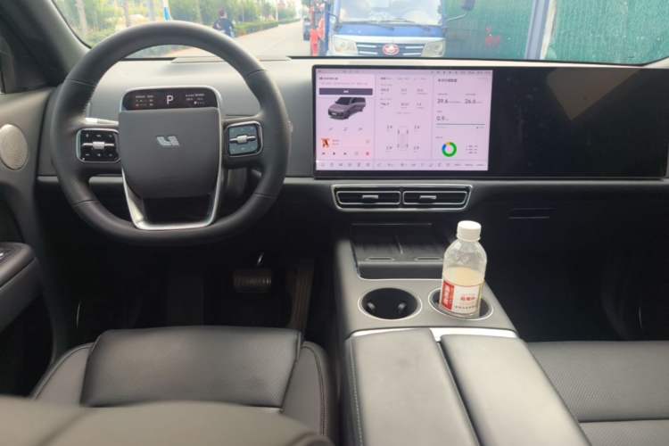 Used Li Auto L8 2024 Ultra Model Center Console