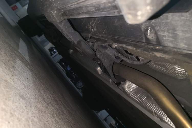 Used Li Auto L8 2024 Ultra Model Chassis Front Right
