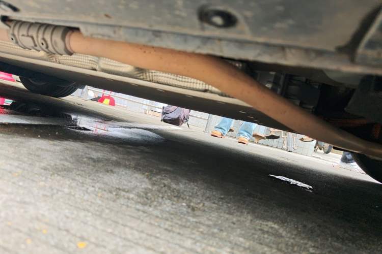 Used Li Auto L8 2024 Pro Model Chassis Front Right
