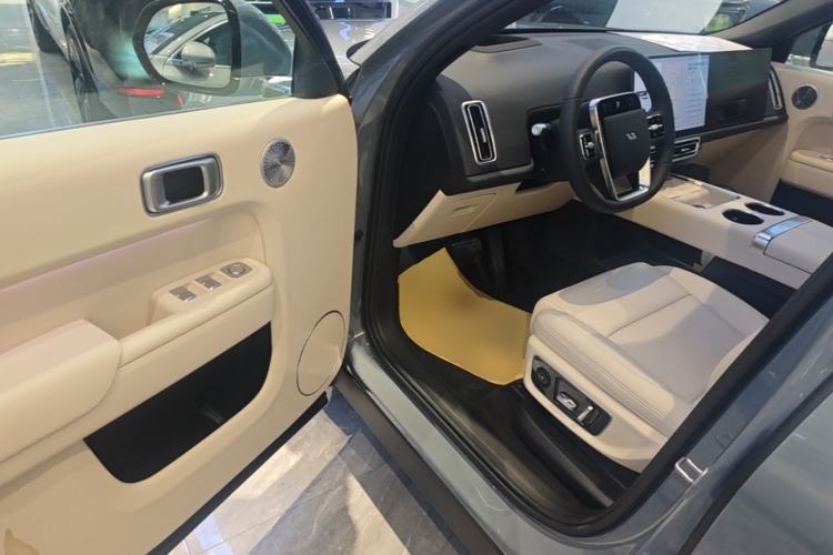 Used Li Auto L8 2024 Ultra Model Driver Seat
