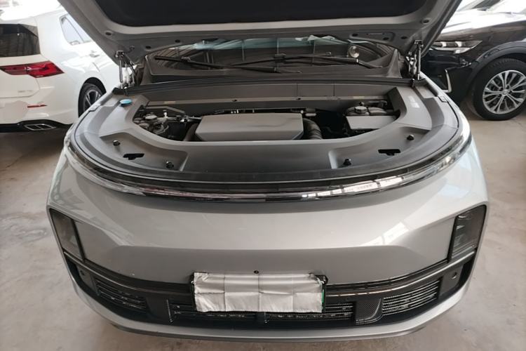 Used Li Auto L8 2024 Ultra Model Engine Bay