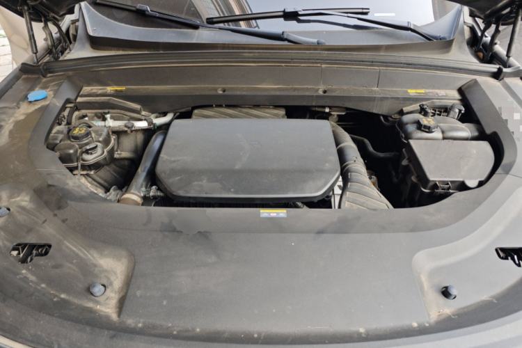 Used Li Auto L8 2024 Max Engine Bay