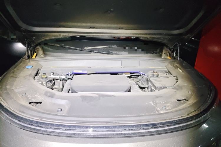 Used Li Auto L8 2024 Max Engine Bay