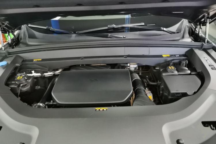 Used Li Auto L8 2024 Max Engine Bay
