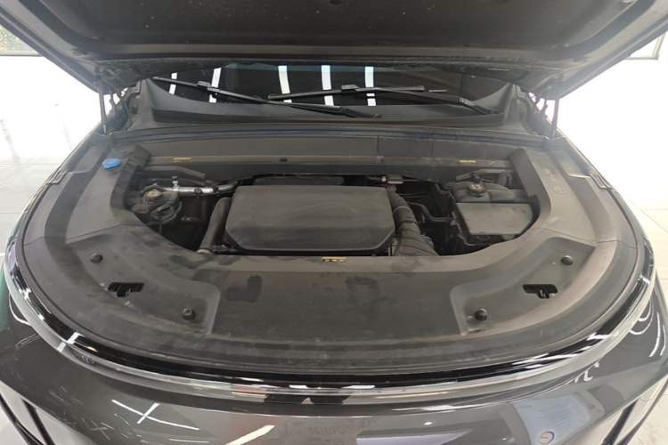 Used Li Auto L8 2024 Max Engine Bay