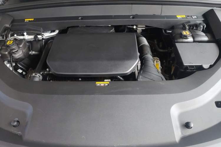 Used Li Auto L8 2024 Max Engine Bay