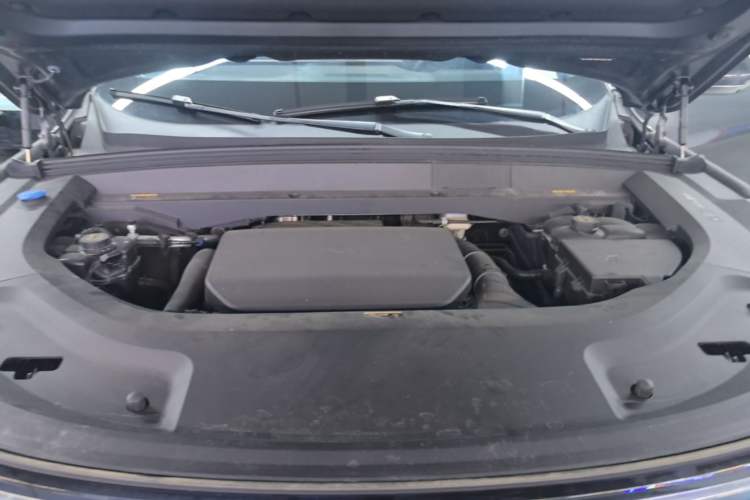 Used Li Auto L8 2024 Max Engine Bay