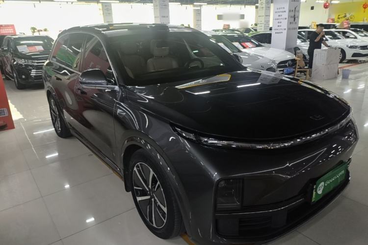 Used Li Auto L8 2024 Pro Model Exterior 1
