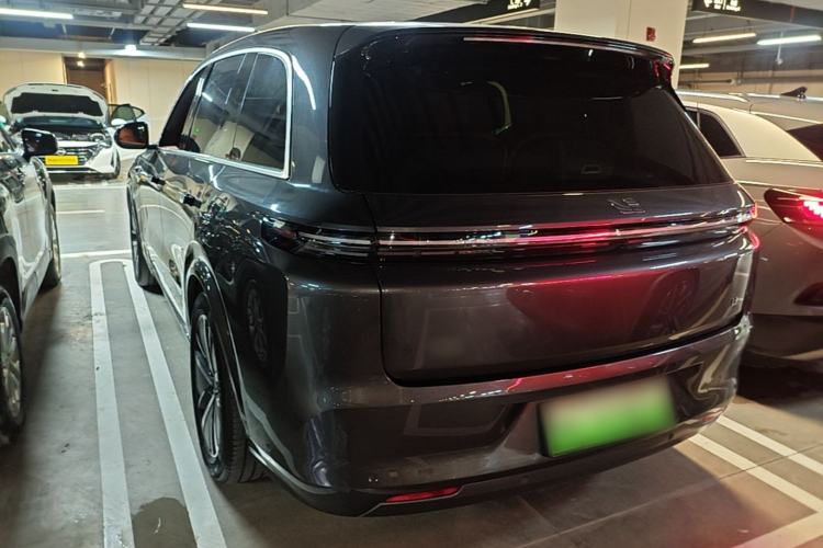 Used Li Auto L8 2024 Max Exterior 2