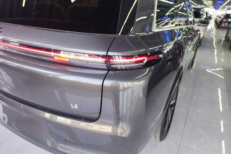 Used Li Auto L8 2024 Pro Model Exterior 3
