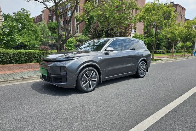 Used Li Auto L8 2024 Pro Model Exterior 3