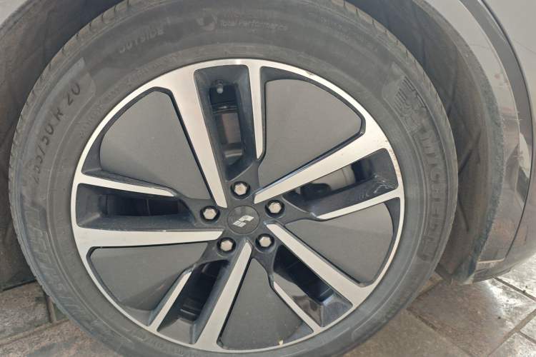 Used Li Auto L8 2024 Max Exterior 7