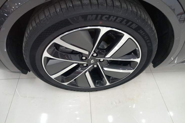 Used Li Auto L8 2024 Max Exterior 7