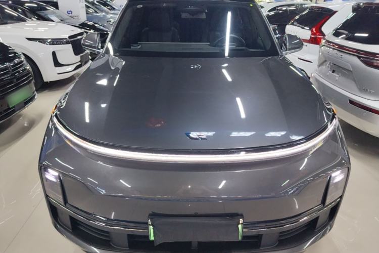 Used Li Auto L8 2024 Ultra Model Front