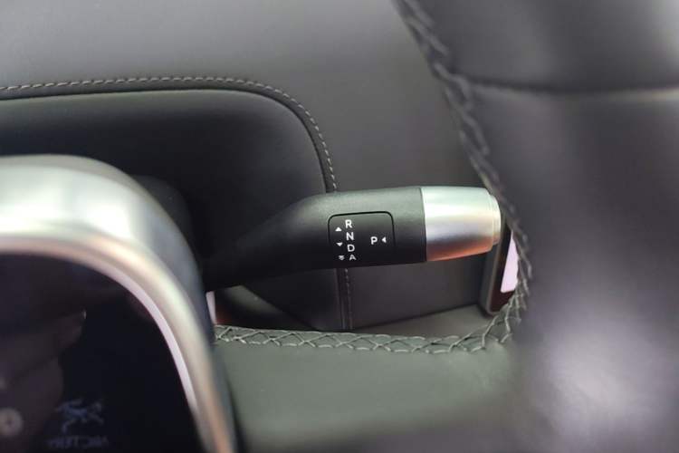 Used Li Auto L8 2024 Pro Model Gear Lever