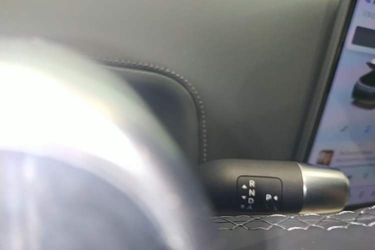 Used Li Auto L8 2024 Pro Model Gear Lever