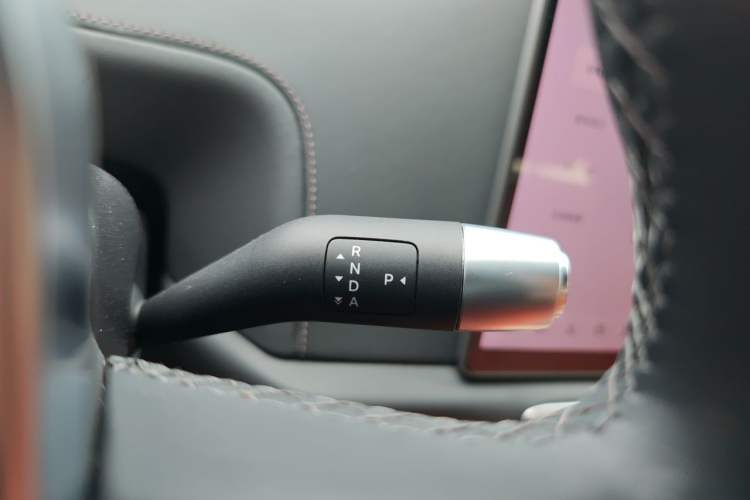 Used Li Auto L8 2024 Pro Model Gear Lever