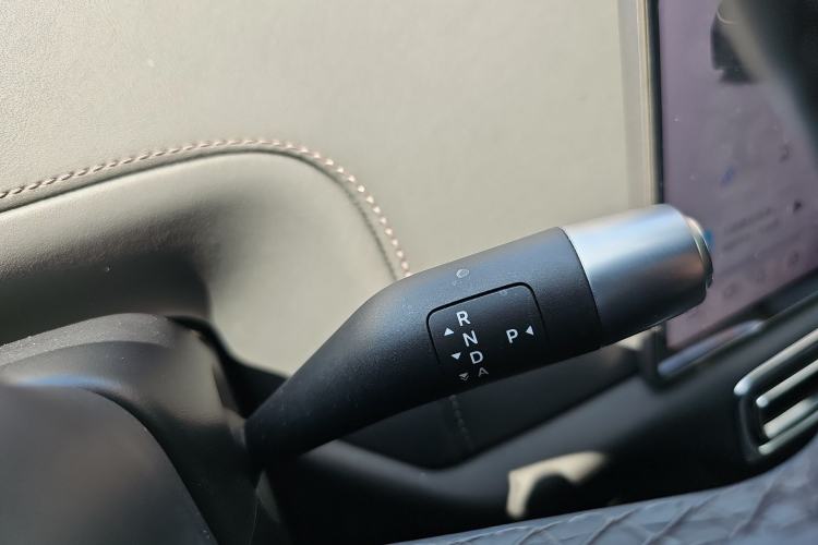 Used Li Auto L8 2024 Pro Model Gear Lever