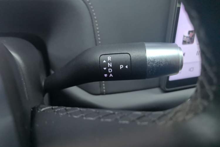 Used Li Auto L8 2024 Max Gear Lever