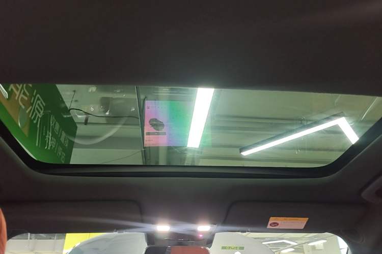 Used Li Auto L8 2024 Pro Model Headliner