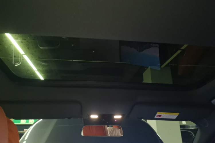 Used Li Auto L8 2024 Max Headliner