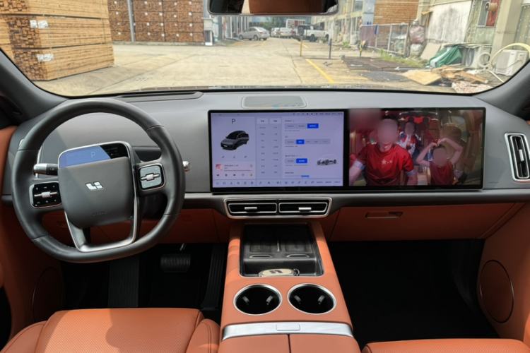Used Li Auto L8 2024 Max Interior 2