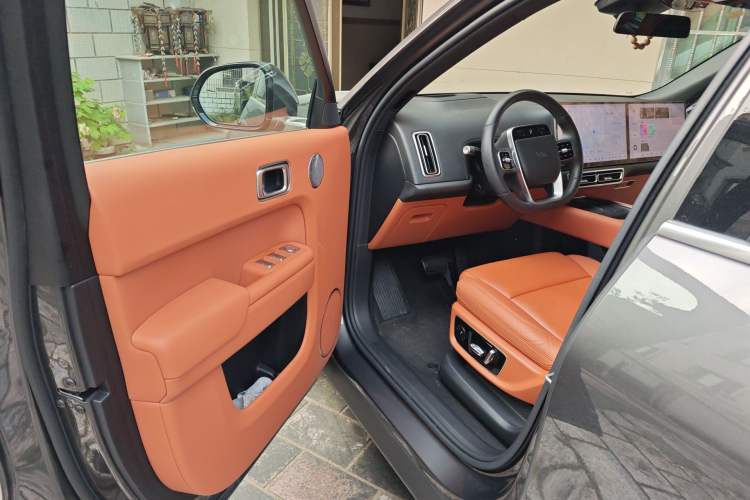 Used Li Auto L8 2024 Max Interior 3