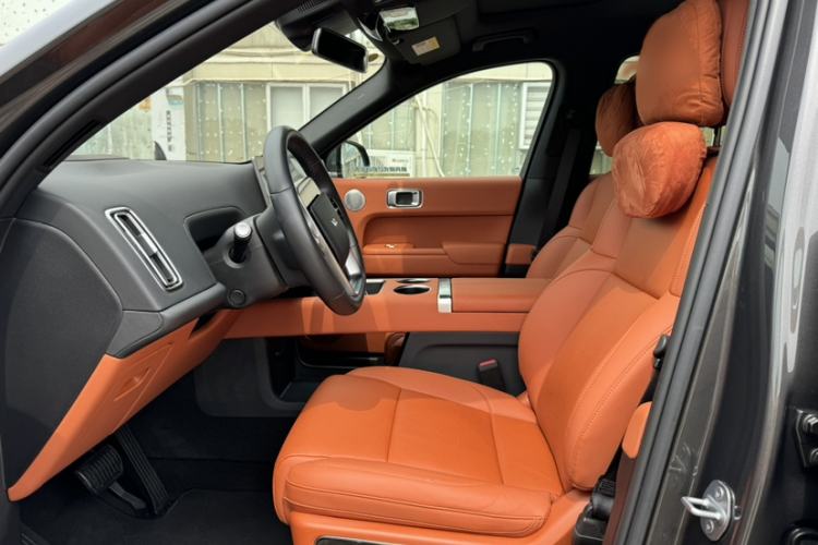 Used Li Auto L8 2024 Max Interior 4
