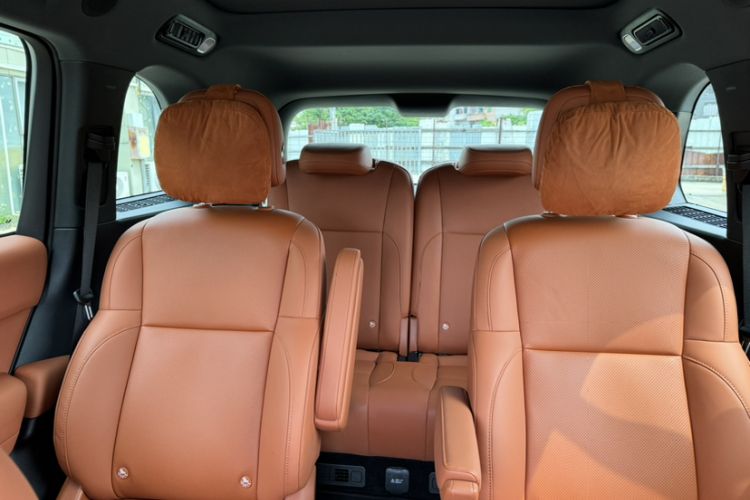 Used Li Auto L8 2024 Max Interior 5