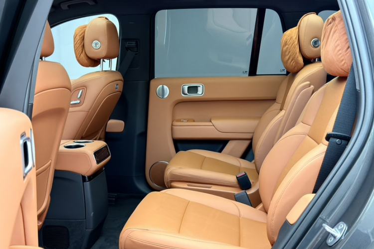 Used Li Auto L8 2024 Max Interior 9