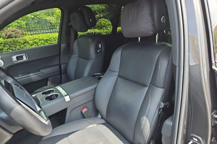 Used Li Auto L8 2024 Pro Model Left Front Seat