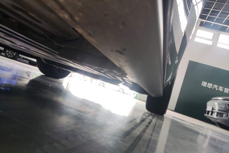 Used Li Auto L8 2024 Max Left Side Sill