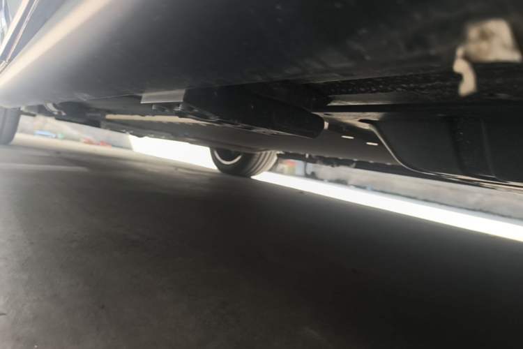 Used Li Auto L8 2024 Max Left Side Sill