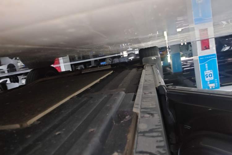 Used Li Auto L8 2024 Max Left Side Sill