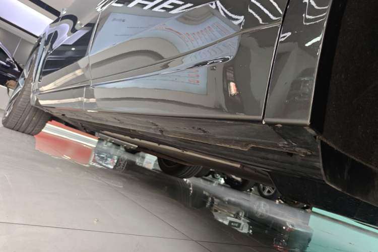 Used Li Auto L8 2024 Max Left Side Sill