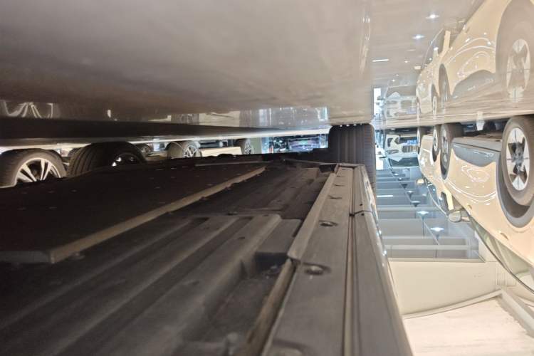 Used Li Auto L8 2024 Ultra Model Left Side Sill