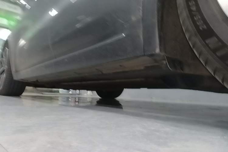 Used Li Auto L8 2024 Max Left Side Sill