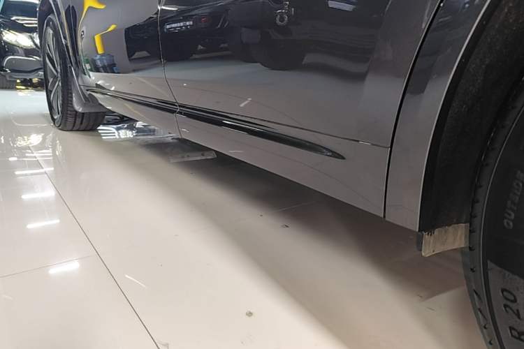 Used Li Auto L8 2024 Pro Model Left Side Sill