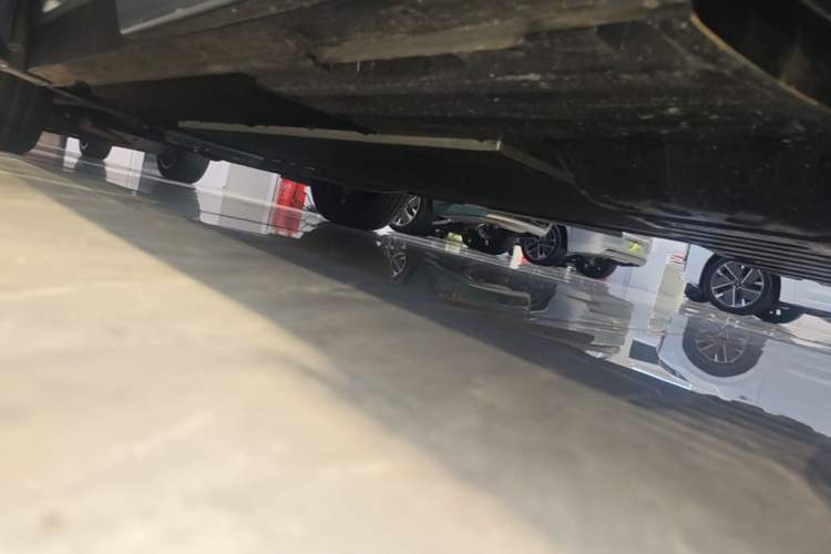 Used Li Auto L8 2024 Ultra Model Left Side Sill