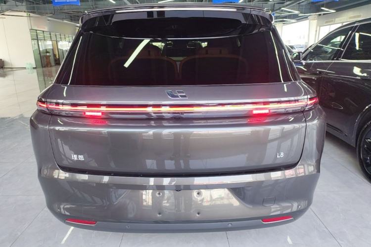 Used Li Auto L8 2024 Pro Model Rear