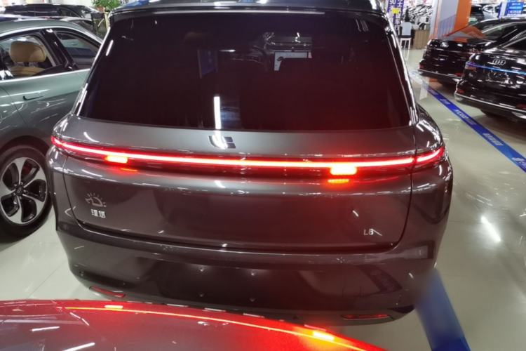 Used Li Auto L8 2024 Max Rear