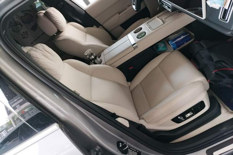 Used Li Auto L8 2024 Ultra Model Right Front Seat