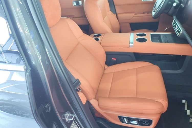 Used Li Auto L8 2024 Pro Model Right Front Seat